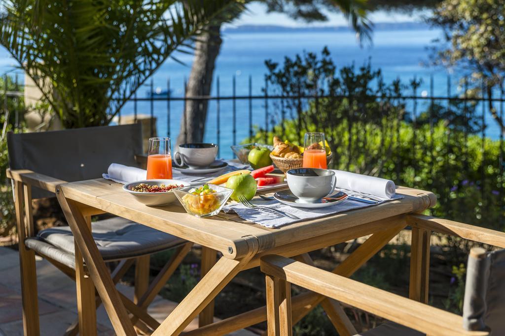 Hotel Le Bailli De Suffren Le Le Rayol-Canadel-sur-Mer Exterior foto